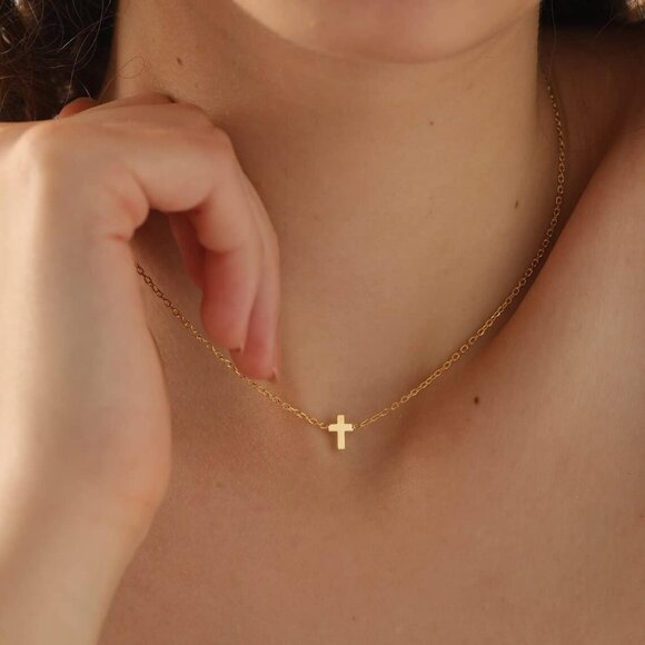 ⚡18K Gold Plated CZ Diamond Cross Necklace for Women Stainless Steel Faith - Picture 2 of 6